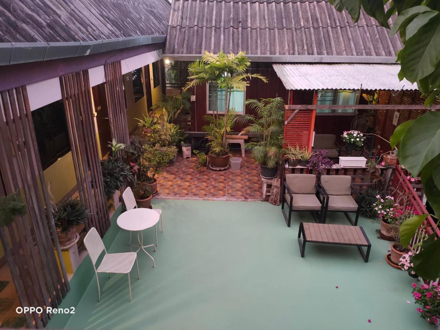 Baitong Homestay Chiang Mai Exterior photo