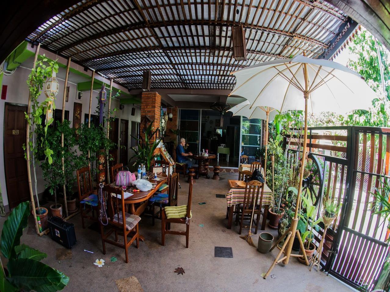 Baitong Homestay Chiang Mai Exterior photo